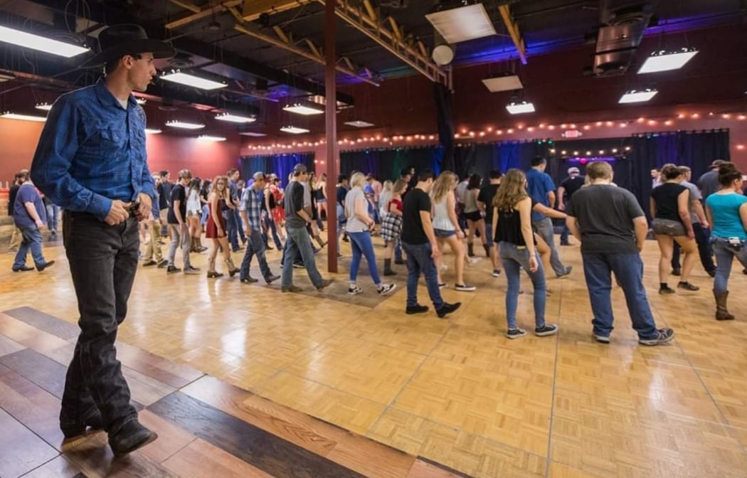 Country Line Dancing Lessons 2
